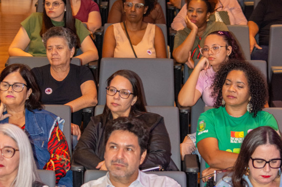 Feterc e Instituto Elas realizam evento de combate à violência contra a mulher